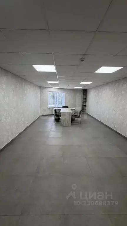 Офис в Белгородская область, Старый Оскол ул. Мичурина, 1к4 (30 м) - Фото 1