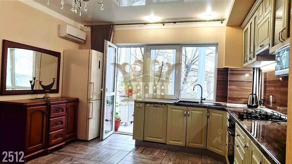 2-к кв. Крым, Симферополь ул. Толстого, 9 (48.8 м) - Фото 1