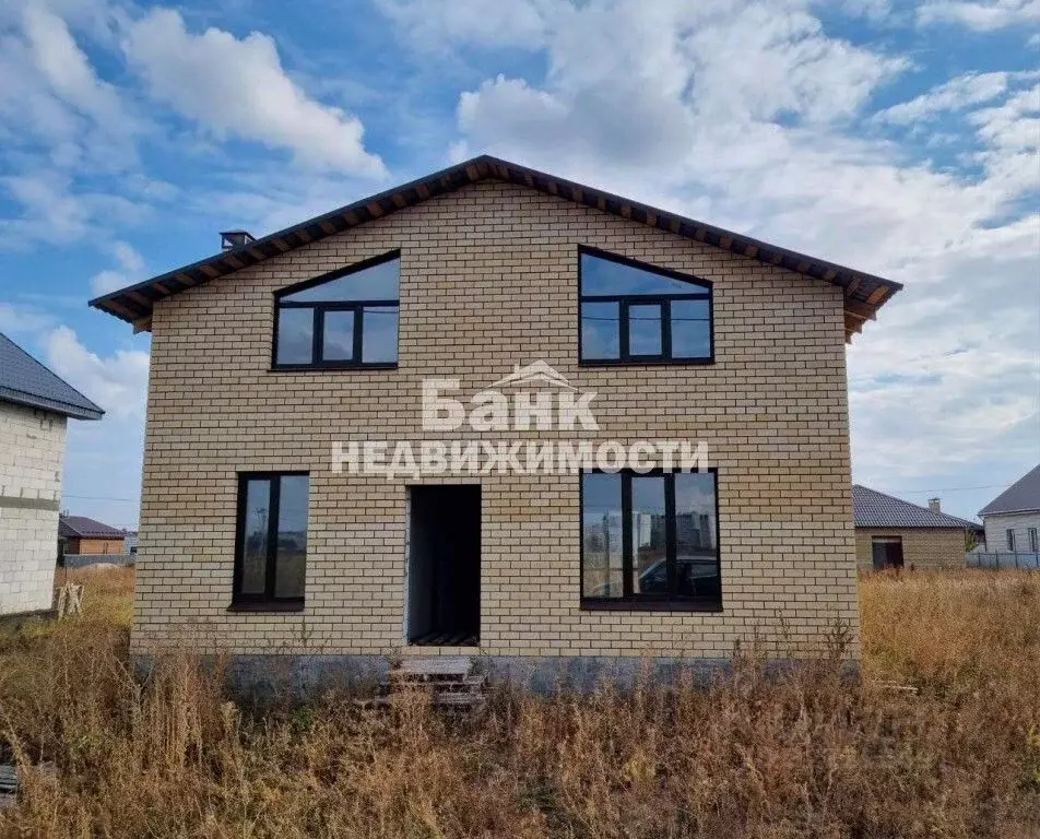 Дом в Саратовская область, Балаково Молодежная ул., 42 (176 м) - Фото 1