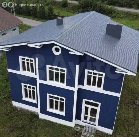 Дом в село Акбердино, Лесная улица, 31 (240 м) - Фото 1