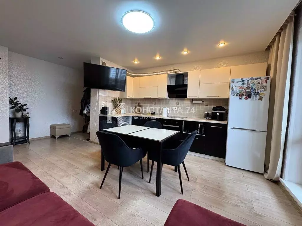 2-к кв. Челябинская область, Челябинск Университетская Набережная ул., ... - Фото 0