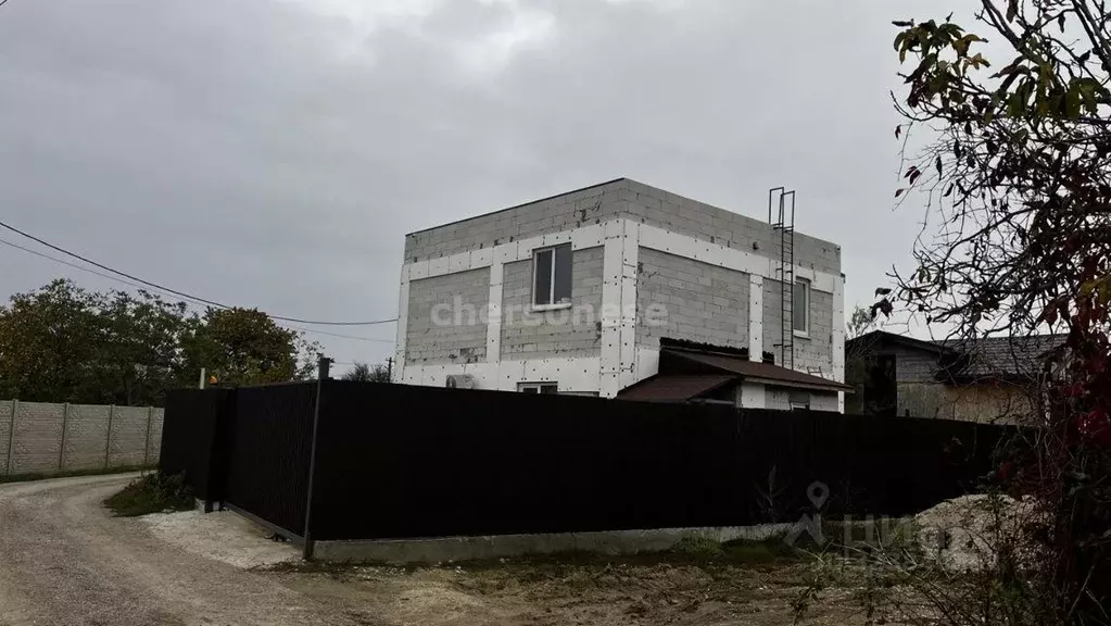 Дом в Севастополь Отрадный-1 садоводческое товарищество, 14 (140 м) - Фото 1