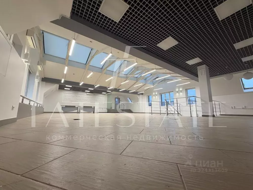 Помещение свободного назначения в Татарстан, Казань Магистральная ул., ... - Фото 2