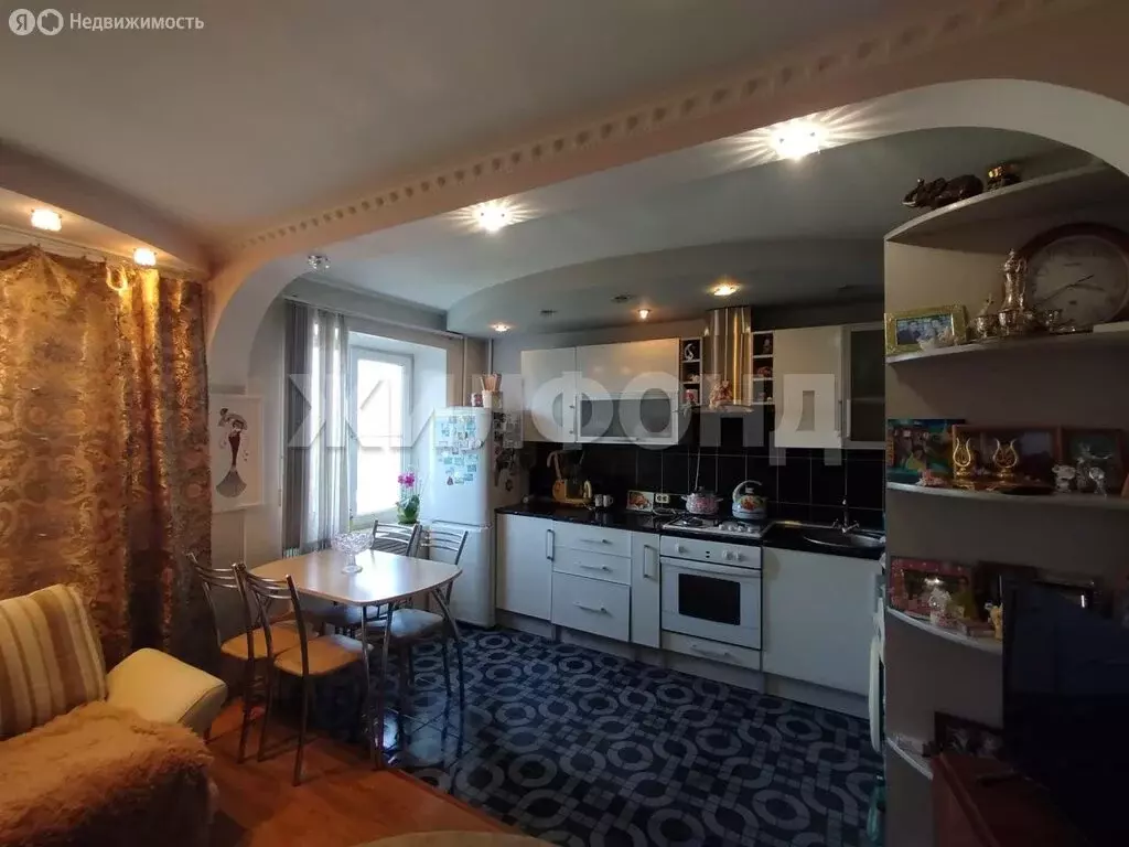 3-комнатная квартира: Георгиевск, улица Тронина, 12 (62 м) - Фото 1