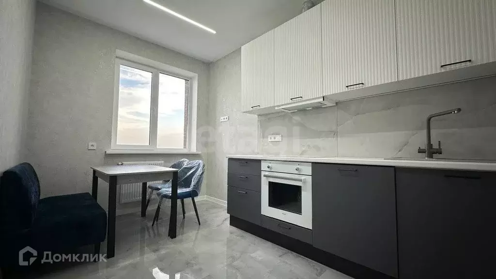 Продаётся 2-к квартира, 65 м - Фото 0