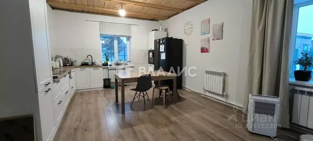 Дом в Бурятия, Тарбагатайский район, Саянтуйское с/пос, с. Нижний ... - Фото 1