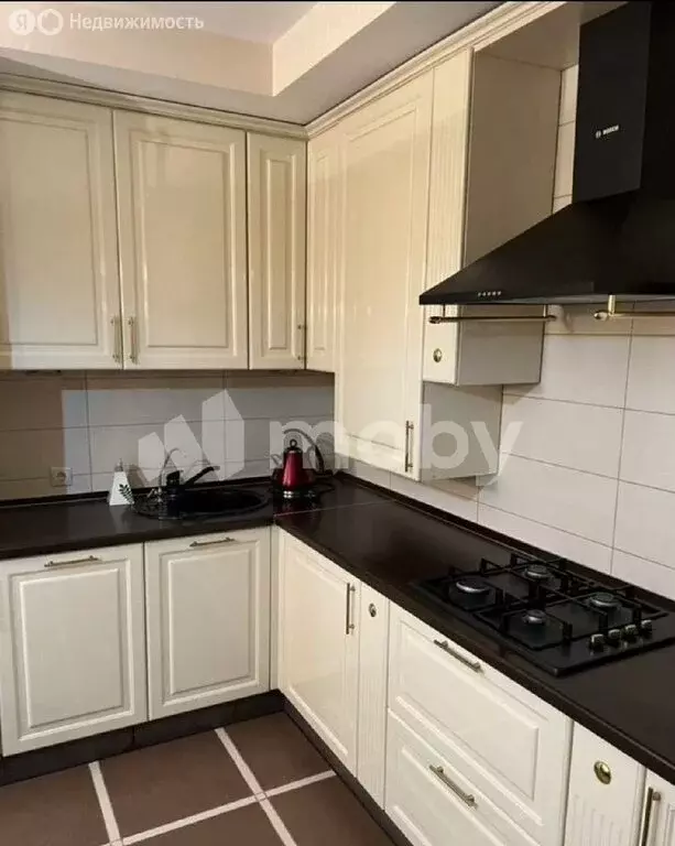 2-комнатная квартира: Калининград, Красная улица, 261Б (69.3 м) - Фото 1