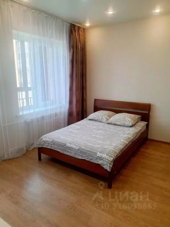 1-к кв. Иркутская область, Иркутск проезд Юрия Тена, 12 (30.0 м) - Фото 0