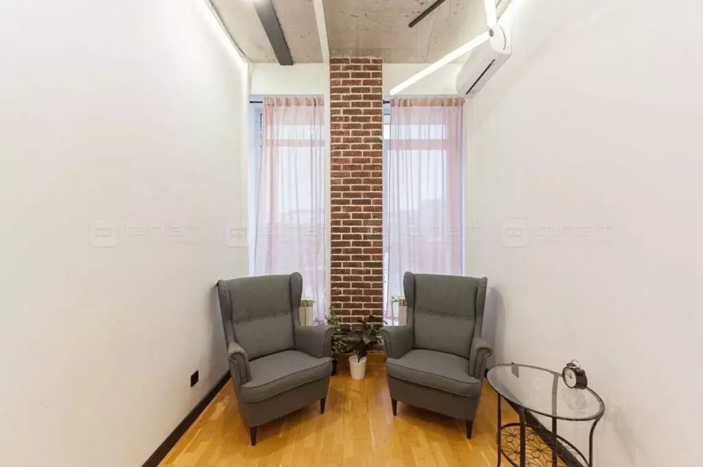 Офис в Татарстан, Казань Габдуллы Тукая ул., 64 (9 м) - Фото 1