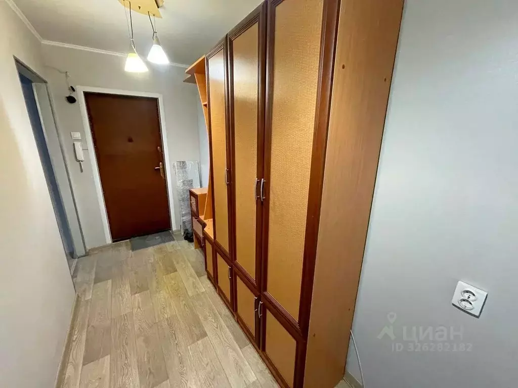 3-к кв. Белгородская область, Белгород Вокзальная ул., 28 (70.7 м) - Фото 2