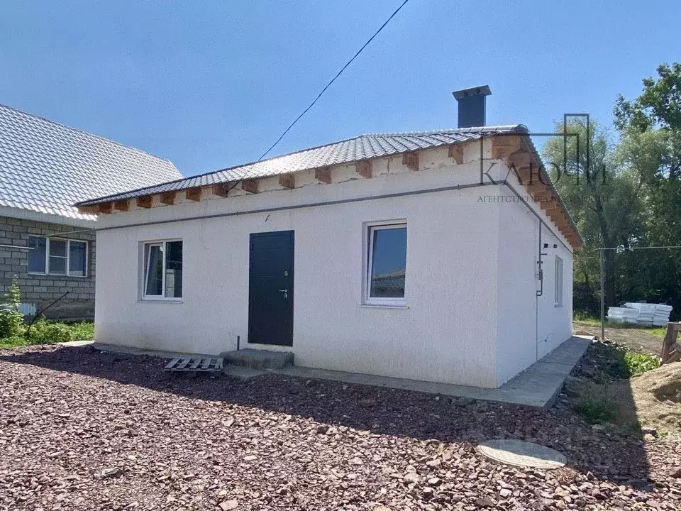 Дом в Челябинская область, с. Агаповка ул. Асфальтовая (100 м) - Фото 1