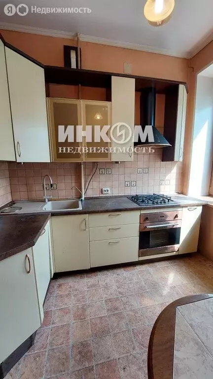 3-комнатная квартира: Москва, Перовская улица, 51 (72.3 м) - Фото 0
