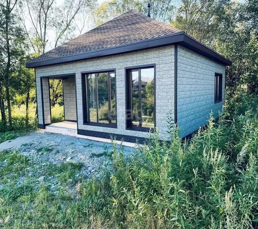 Дом в Сахалинская область, Южно-Сахалинск ул. Шоссейная, 66 (63 м) - Фото 1