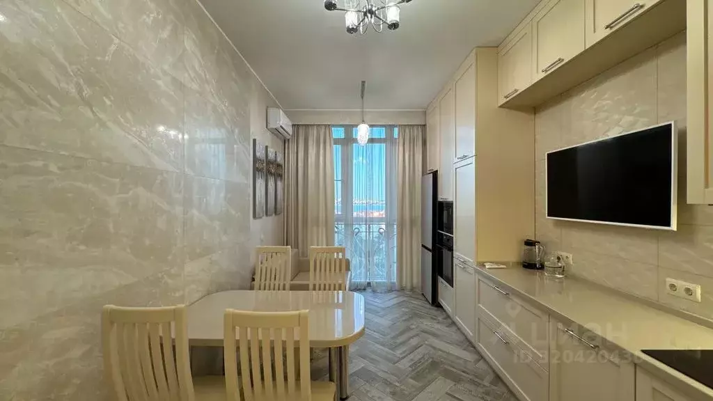 2-к кв. Краснодарский край, Геленджик Туристическая ул., 2В (70.0 м) - Фото 0