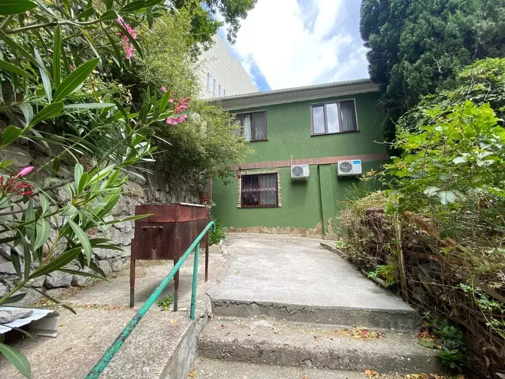 Дом в Крым, Алупка ул. Имени Розы Люксембург, 26 (70 м) - Фото 1