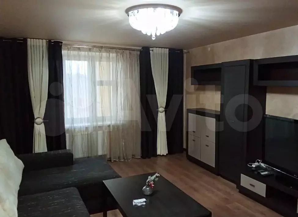 2-к. квартира, 60 м, 7/10 эт. - Фото 0