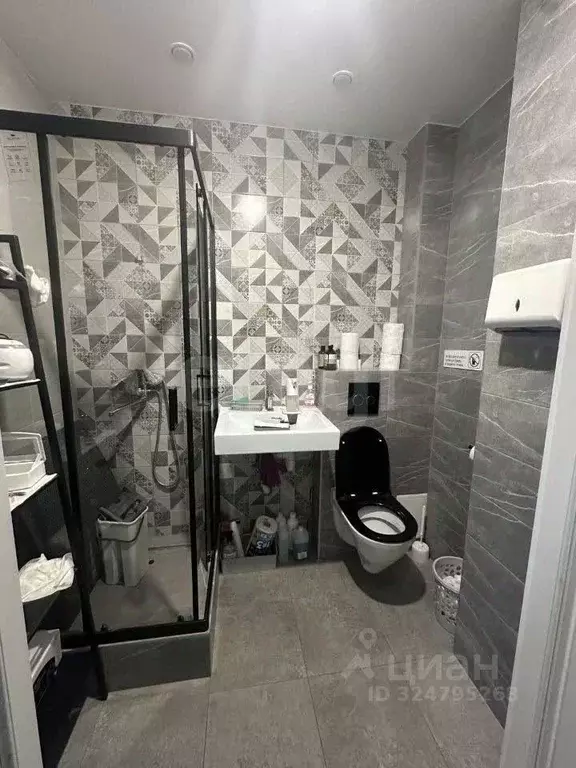 Студия Новосибирская область, Новосибирск ул. Ясный Берег, 12 (30.0 м) - Фото 1