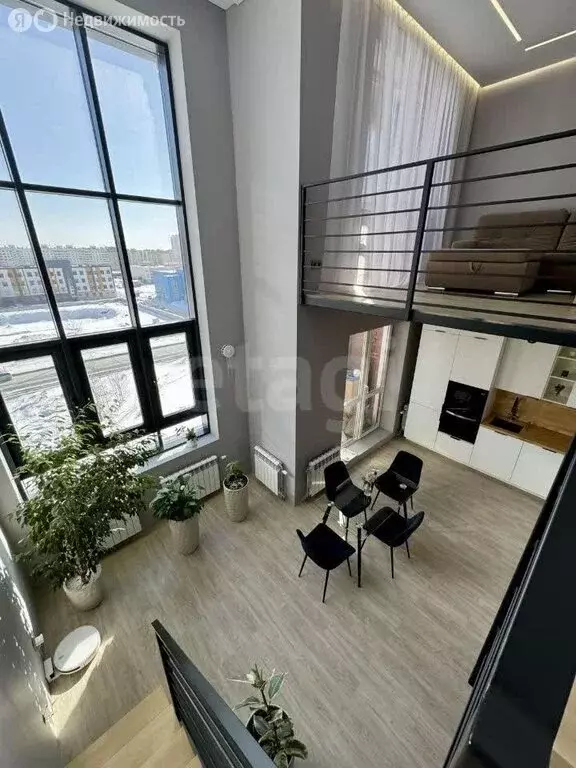 3-комнатная квартира: Новосибирск, Красный проспект, 323 (82.2 м) - Фото 1