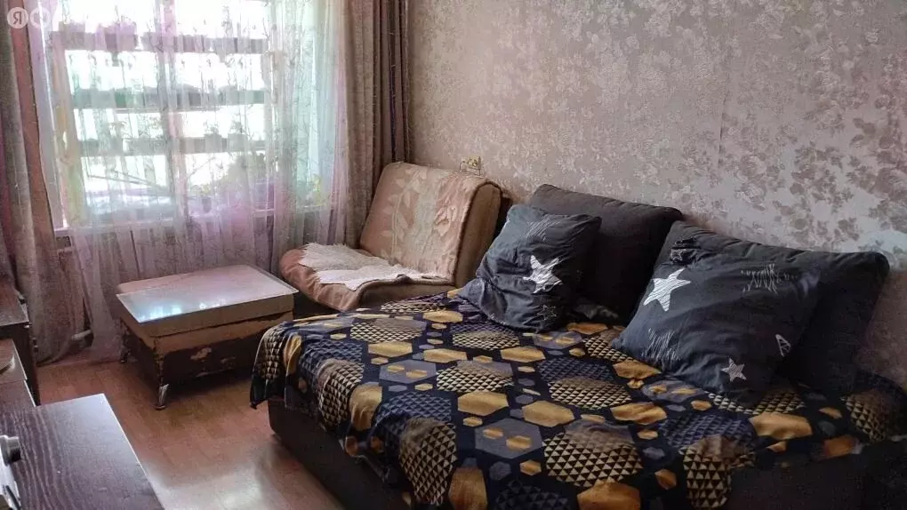 4-комнатная квартира: Казань, улица Кулахметова, 25к2 (78.4 м) - Фото 1