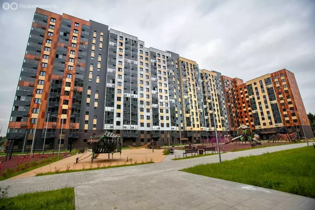2-комнатная квартира: Москва, район Троицк, улица Яворки, 1к4 (59.3 м) - Фото 1