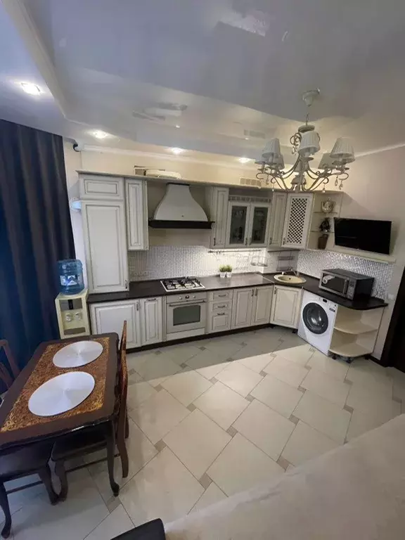 1-к кв. Краснодарский край, Геленджик ул. Тургенева, 43 (52.0 м) - Фото 2