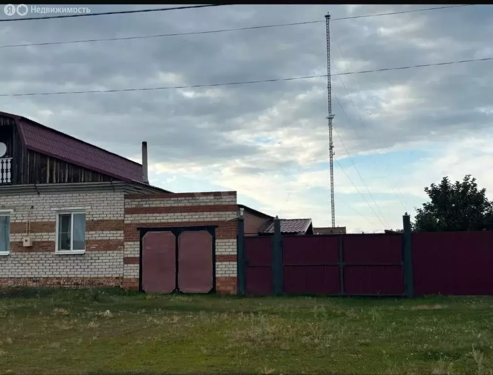 Дом в село Степное, Комсомольская улица (120.6 м) - Фото 1