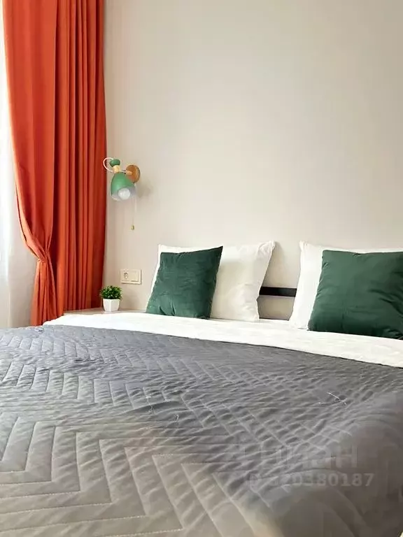 Студия Тюменская область, Тюмень ул. Республики, 204к11 (30.0 м) - Фото 1
