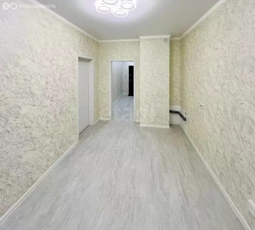 1-комнатная квартира: Абакан, улица Генерала Тихонова, 12к1 (41 м) - Фото 2