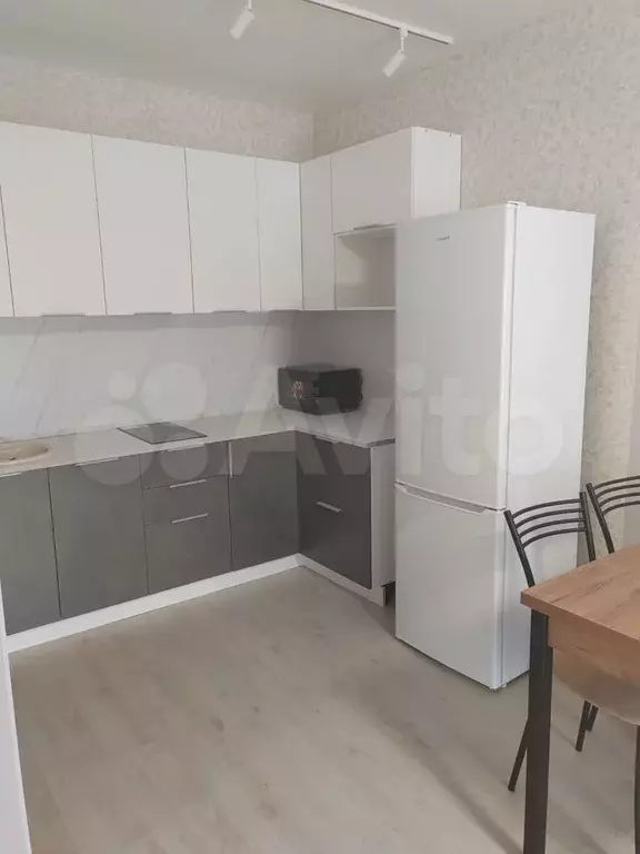 1-к. квартира, 45 м, 8/11 эт. - Фото 1