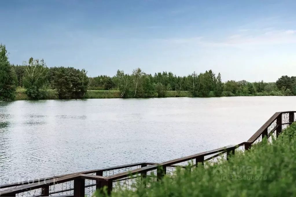 Участок в Московская область, Одинцовский городской округ, д. Раздоры  ... - Фото 0