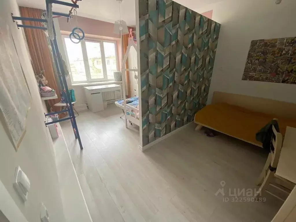 3-к кв. Саха (Якутия), Якутск ул. Петровского, 32/2 (80.0 м) - Фото 2