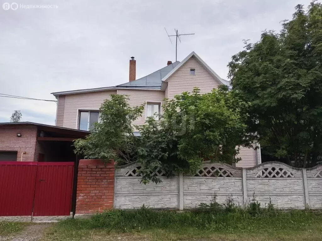 Дом в посёлок Апрель, Солнечная улица (355 м) - Фото 1