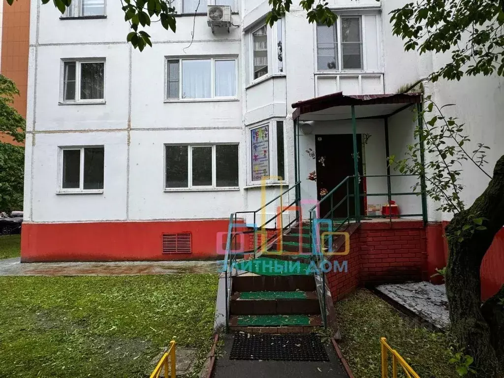 Помещение свободного назначения в Московская область, Реутов Юбилейный ... - Фото 1