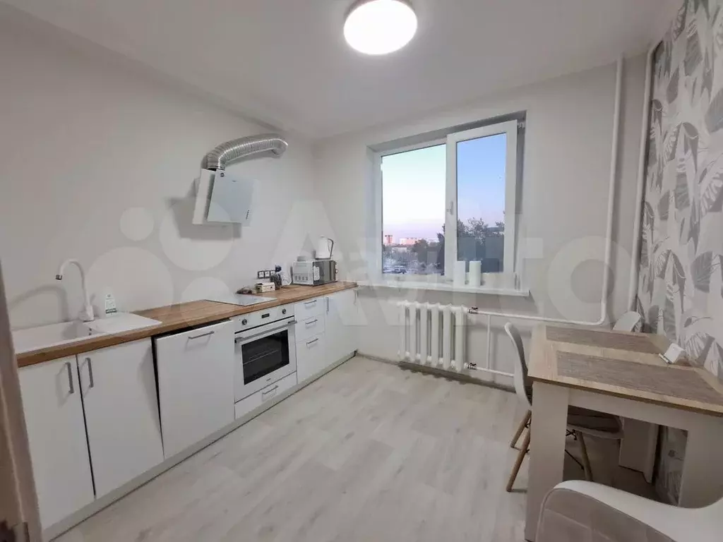 1-к. квартира, 30,4 м, 5/9 эт. - Фото 0