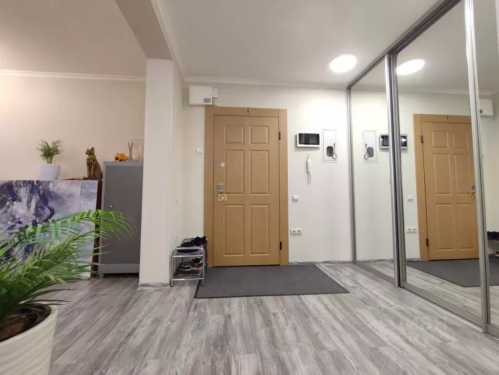 3-к кв. Крым, Симферополь ул. 60 лет Октября, 21 (83.0 м) - Фото 1