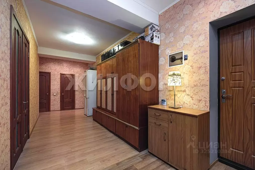 3-к кв. Новосибирская область, Новосибирск ул. Титова, 10 (85.9 м) - Фото 1