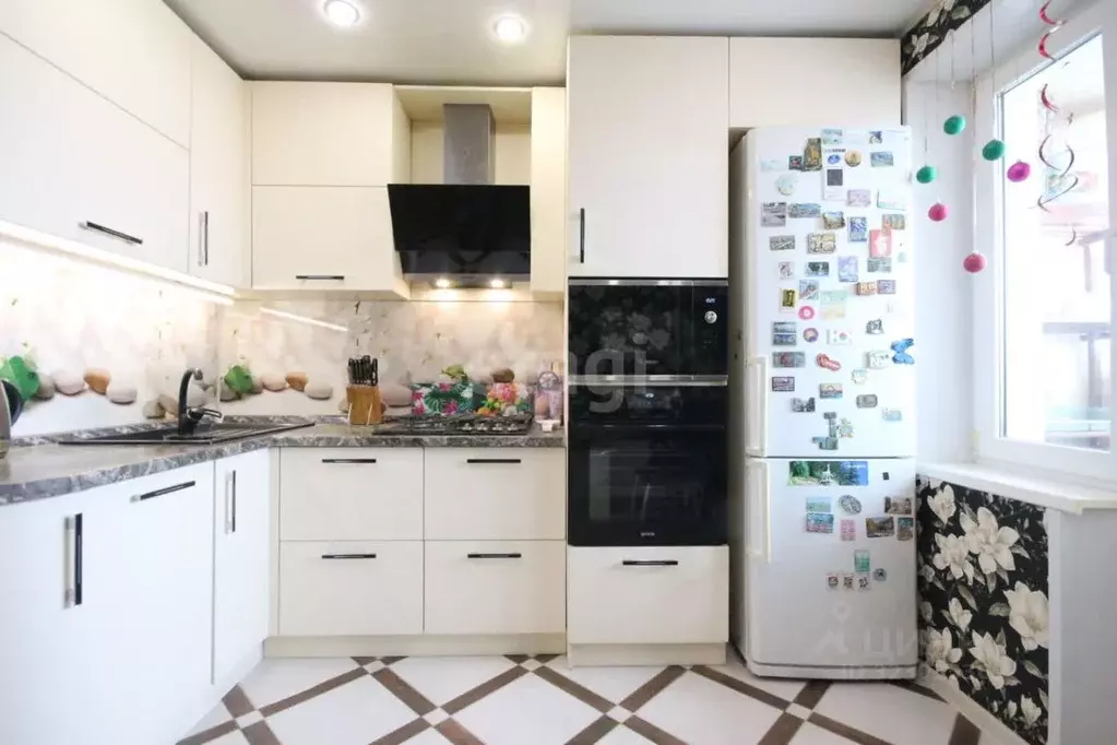 2-к кв. Ямало-Ненецкий АО, Новый Уренгой Восточный мкр, 4/5 (54.0 м) - Фото 2