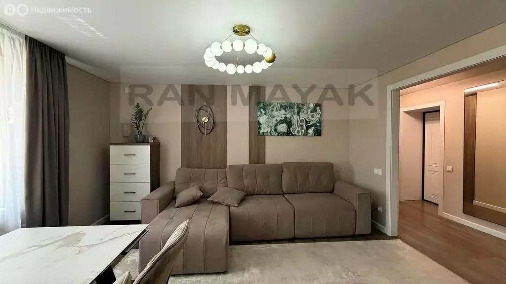 3-комнатная квартира: Майкоп, улица Горького, 214 (71.9 м) - Фото 2