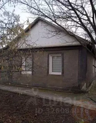 Дом в Крым, Симферопольский район, Добровское с/пос, с. Заречное ул. ... - Фото 1