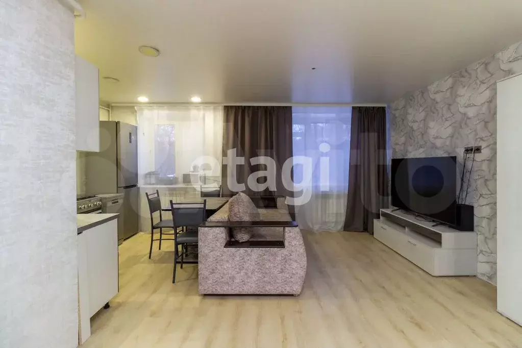 3-к. квартира, 64 м, 1/9 эт. - Фото 1