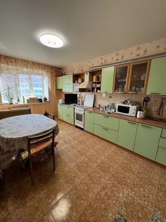 3-к кв. Чувашия, Чебоксары ул. Ардалиона Игнатьева, 7 (136.5 м) - Фото 0