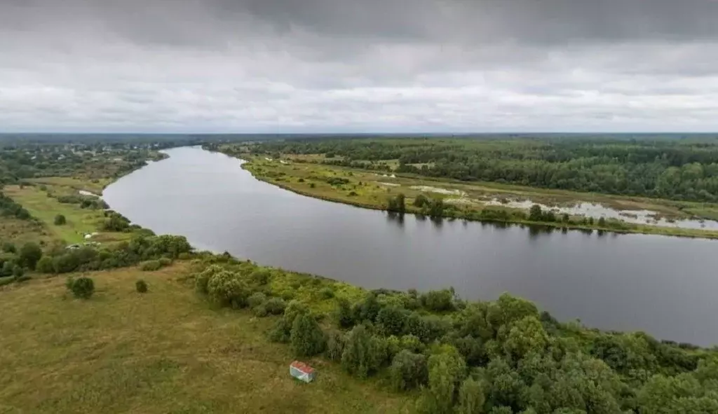 Участок в Тверская область, Кашинский муниципальный округ, д. ... - Фото 0