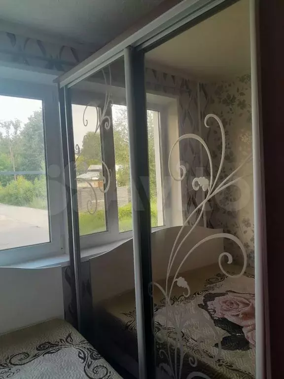 4-к. квартира, 60 м, 1/5 эт. - Фото 1