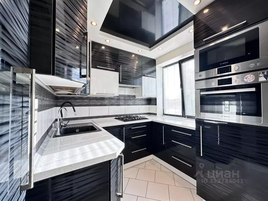 3-к кв. Санкт-Петербург, Санкт-Петербург, Красное Село Бронетанковая ... - Фото 1