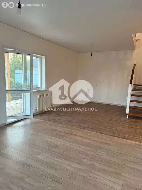 Дом в Бердск, Красивая улица, 10 (130 м) - Фото 0