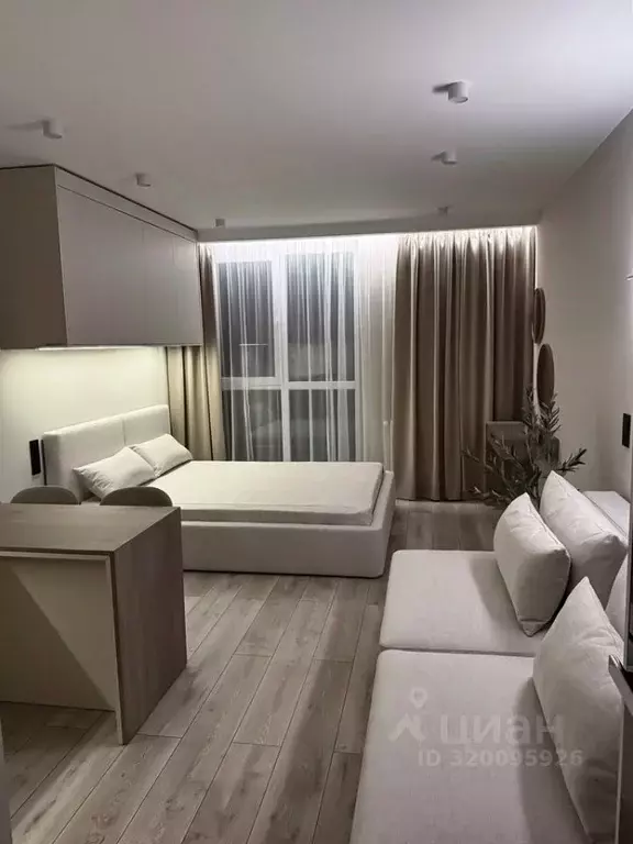 Студия Краснодарский край, Краснодар Колхозная ул., 5 (29.3 м) - Фото 1