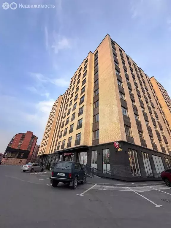 2-комнатная квартира: Владикавказ, улица Зураба Магкаева, 6Б (77 м) - Фото 2