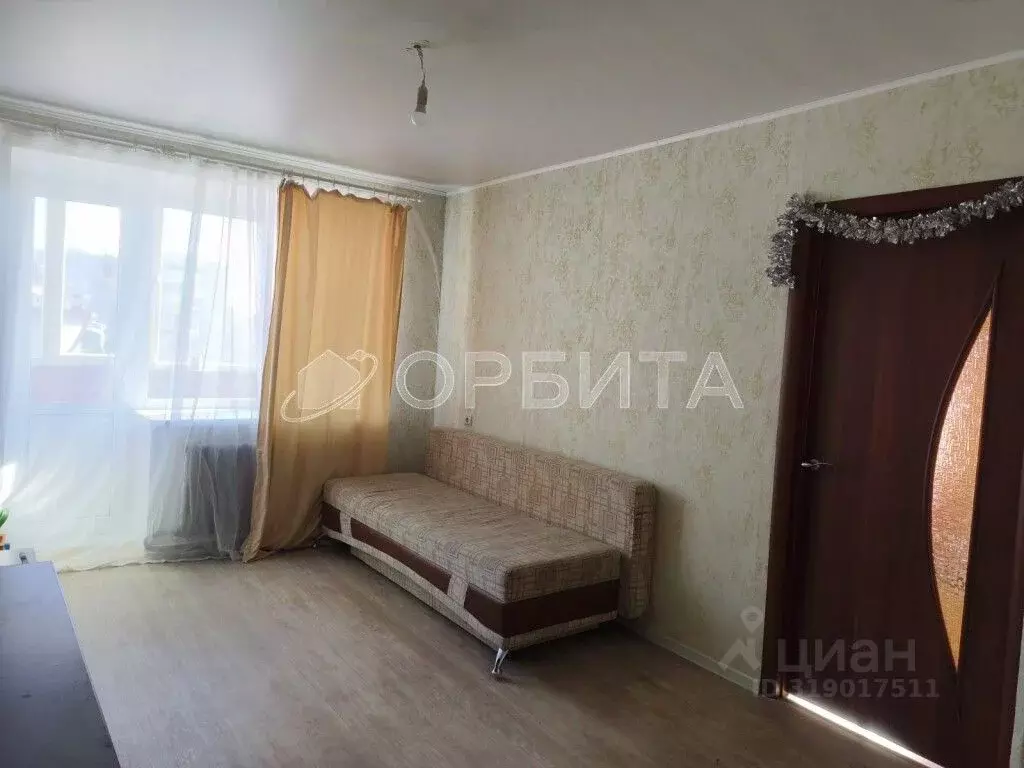 3-к кв. Тюменская область, Тюмень Волгоградская ул., 117 (50.7 м) - Фото 0