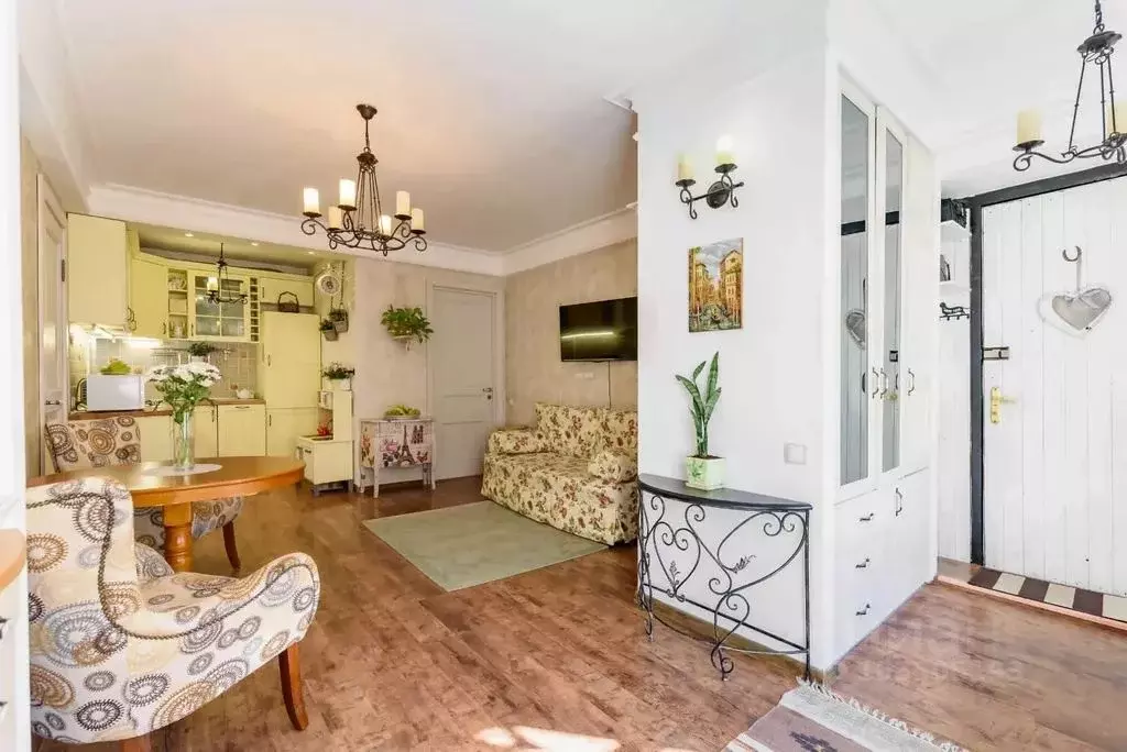 3-к кв. Санкт-Петербург Вознесенский просп., 33 (57.0 м) - Фото 0