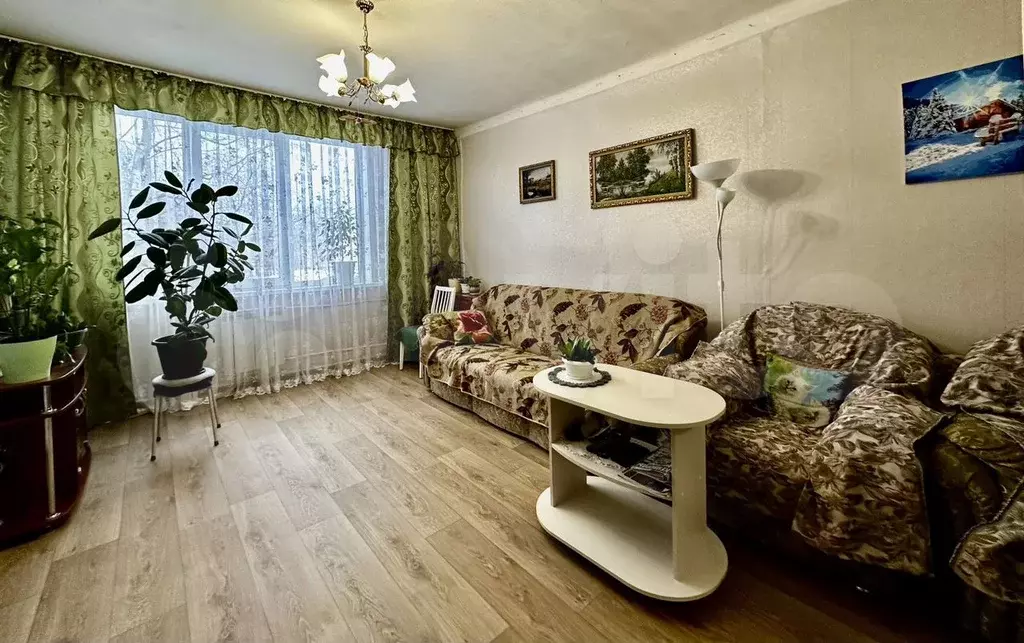 3-к. квартира, 65 м, 2/2 эт. - Фото 0